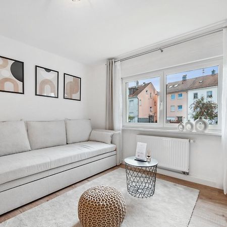 Malu Rooms - Ruhige Lage, Erdgeschoss, Smarttv, Netflix, 24H Checkin, Ludwigsburg Eksteriør billede