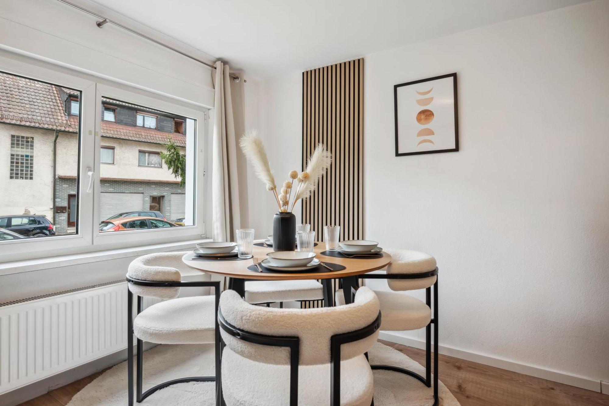 Malu Rooms - Ruhige Lage, Erdgeschoss, Smarttv, Netflix, 24H Checkin, Ludwigsburg Eksteriør billede