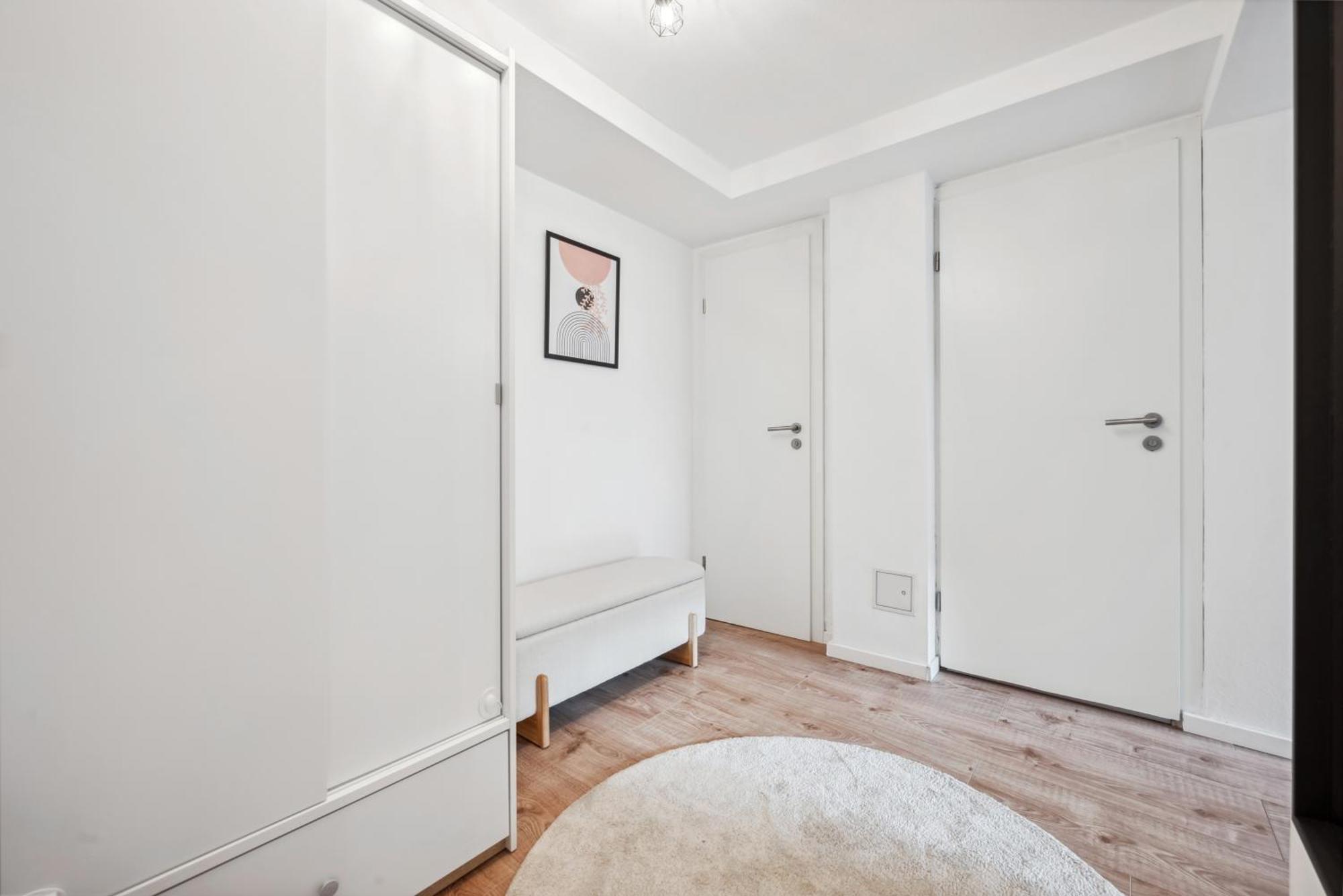 Malu Rooms - Ruhige Lage, Erdgeschoss, Smarttv, Netflix, 24H Checkin, Ludwigsburg Eksteriør billede